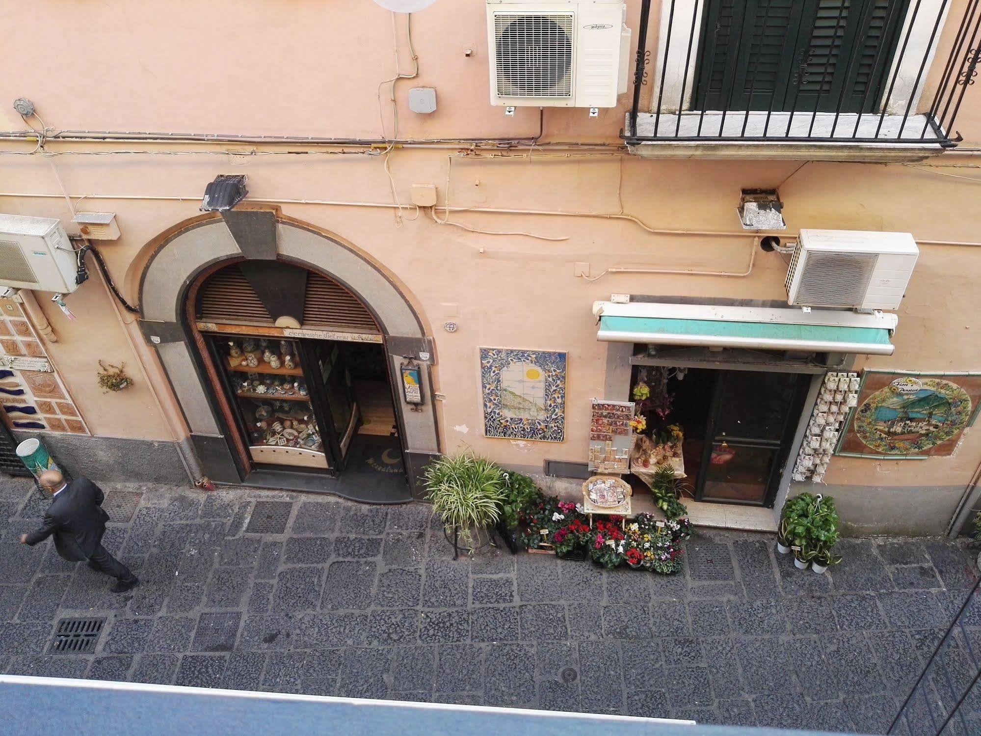 B&B Umberto В'єтрі Екстер'єр фото